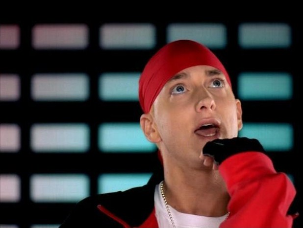 Кадры клипа Eminem - Just Lose It 